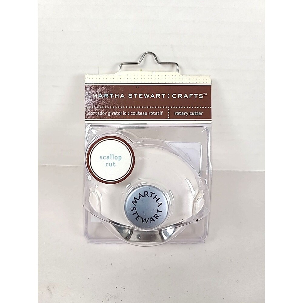 Martha Stewart Rotary Cutter Blade Scallop Cut M281003